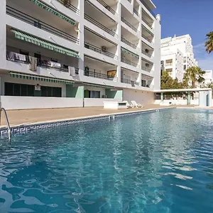 Apartment Miral 2 - Front With Pool, Quarteira